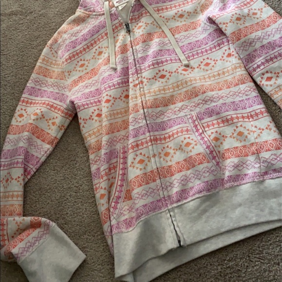 zip up jacket - Picture 4 of 4